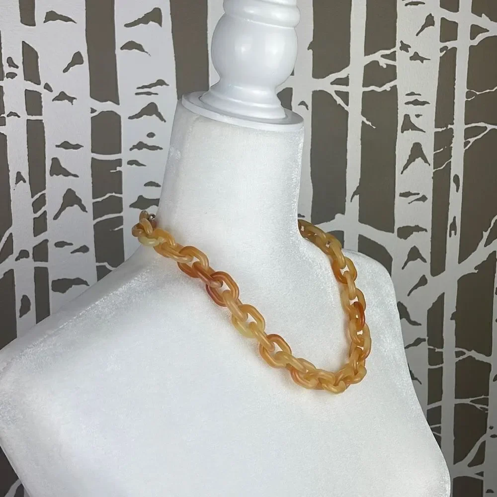 Rush By Denis & Charles Plastic Shades of Amber Chain Link Necklace NEW - Picture 3 of 5